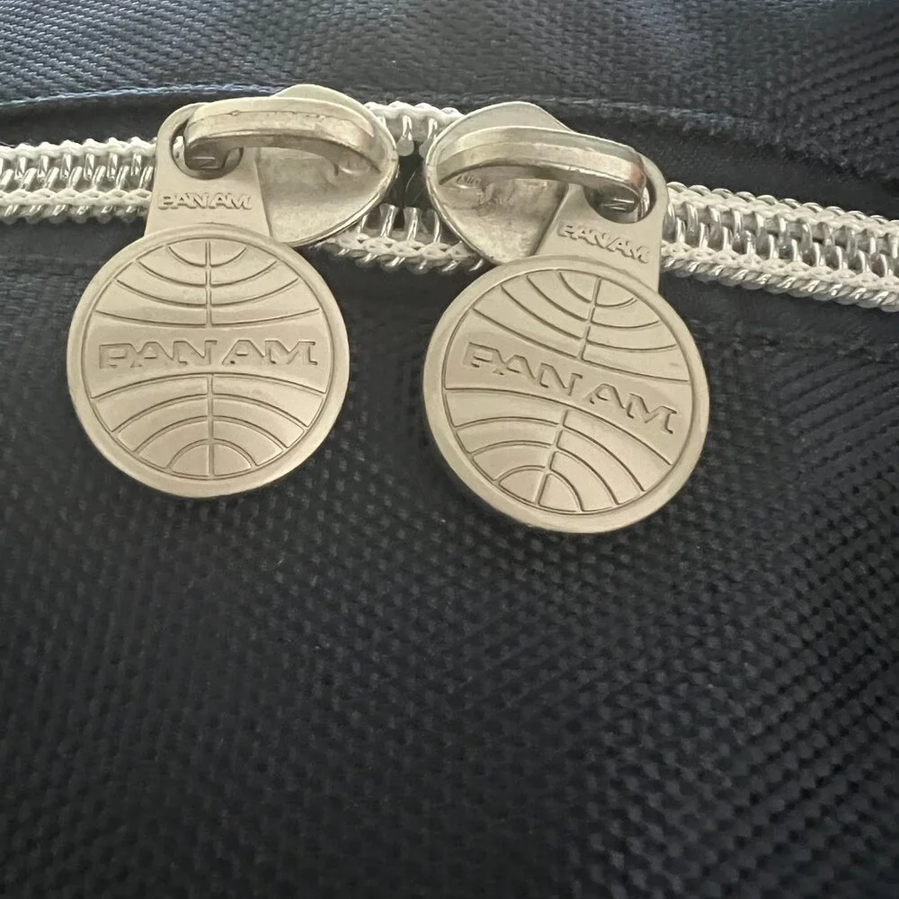 Pan Am Navy Blue Multipurpose Duffel/Gym/Carry-On/Overnight Bag - Picture 10 of 16